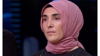 MasterChef'e veda eden Ayşe Ekiz'e Afyonkarahisar Belediye Başkanı Burcu Köksal'dan sürpriz teklif!